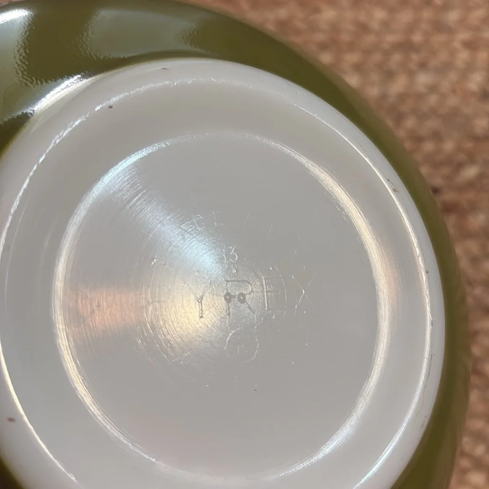 Vintage Pyrex Spring Blossom Green “ Crazy Daisy” Cinderella Style Ovenware